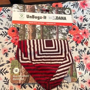 Dog bandana with buckle